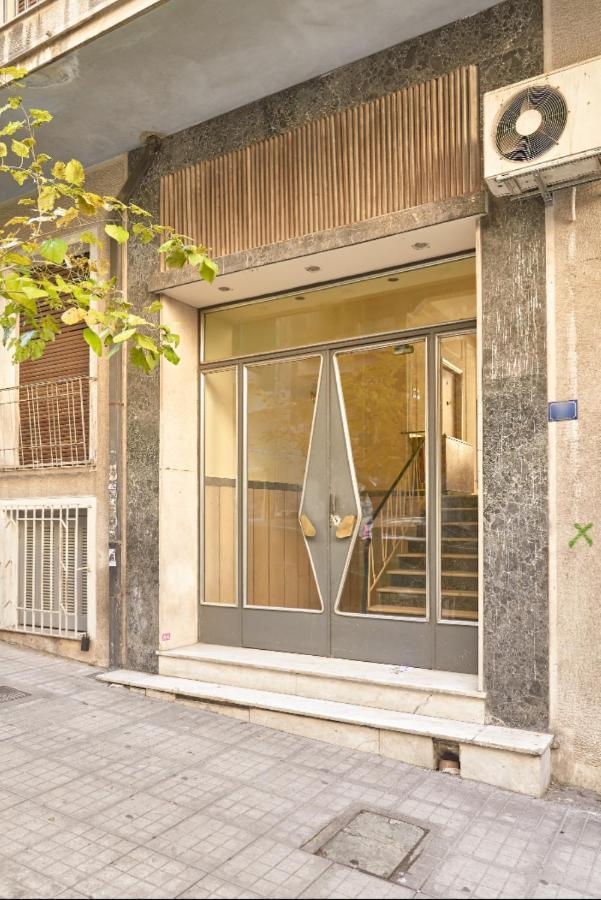Studio With Sunny Balcony In Exarcheia Atény Exteriér fotografie