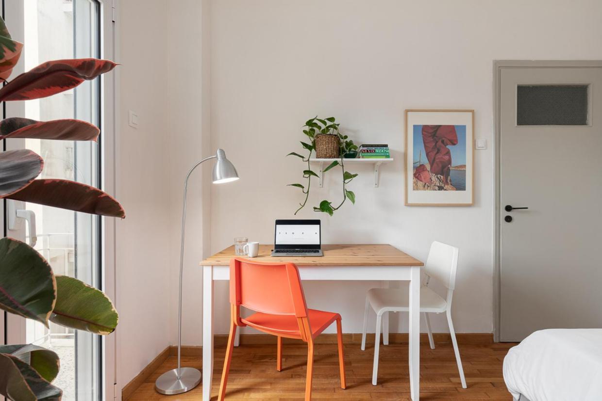 Studio With Sunny Balcony In Exarcheia Atény Exteriér fotografie